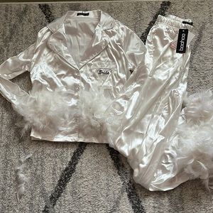 White feather bride pajamas